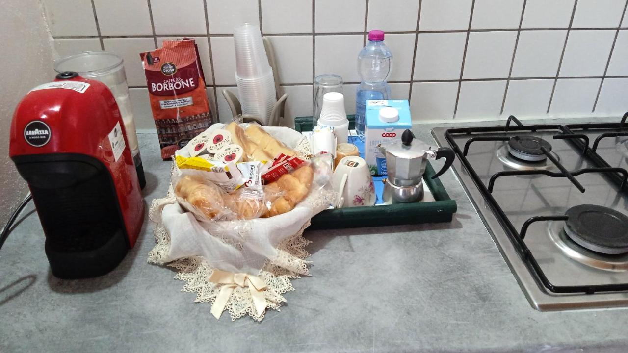 In Piazza Villa Realmonte Esterno foto